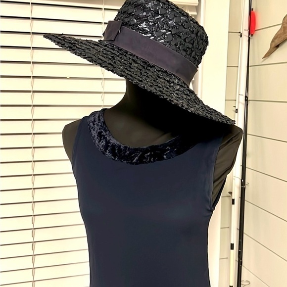 VTG Papillon,Exquisite Drape-Front, Beautifully Embroidered,Velvet Fur Lined,S - Picture 3 of 16